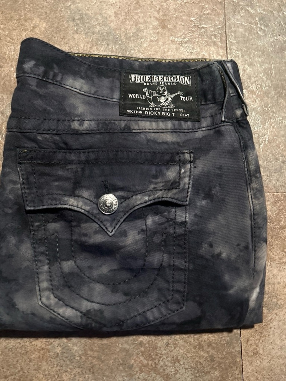 True Religion Men’s Black CAMO